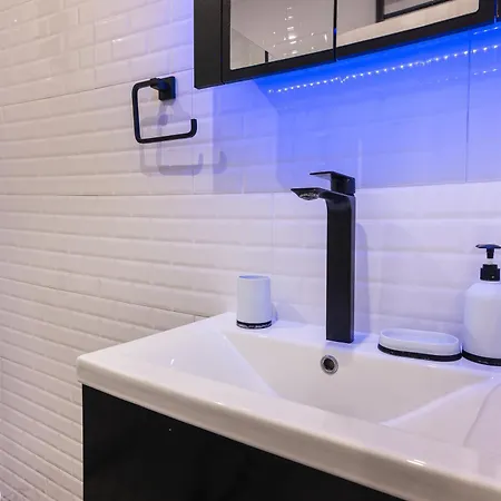 아파트 Aristotelous